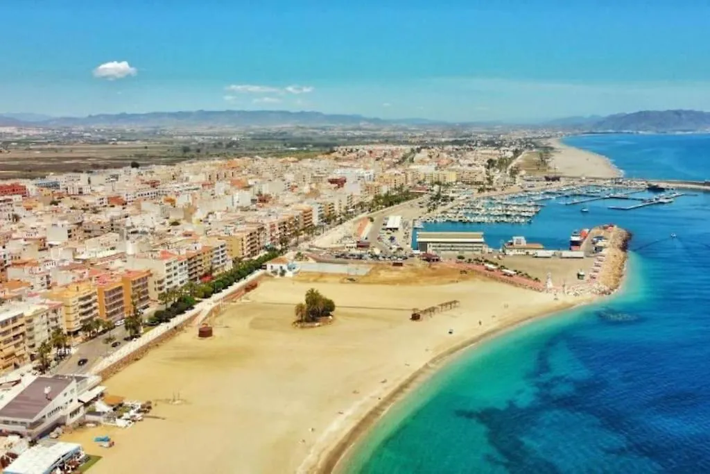 Apto A Pocos Metros De Playa En El Centro De Garrucha Apartment
